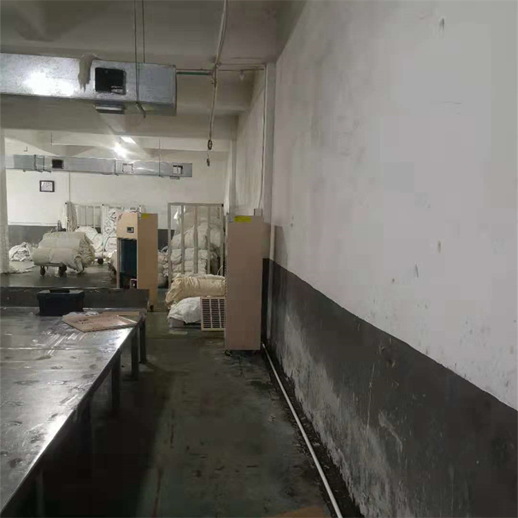 除濕機(jī)水箱進(jìn)水口黑的怎么辦