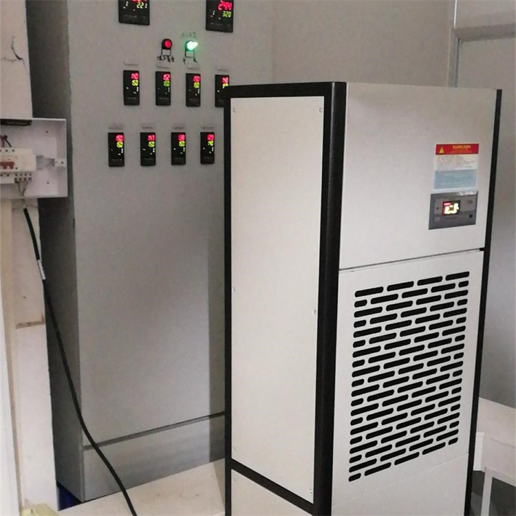 使用氣霧式消毒劑進(jìn)行教室空氣凈化