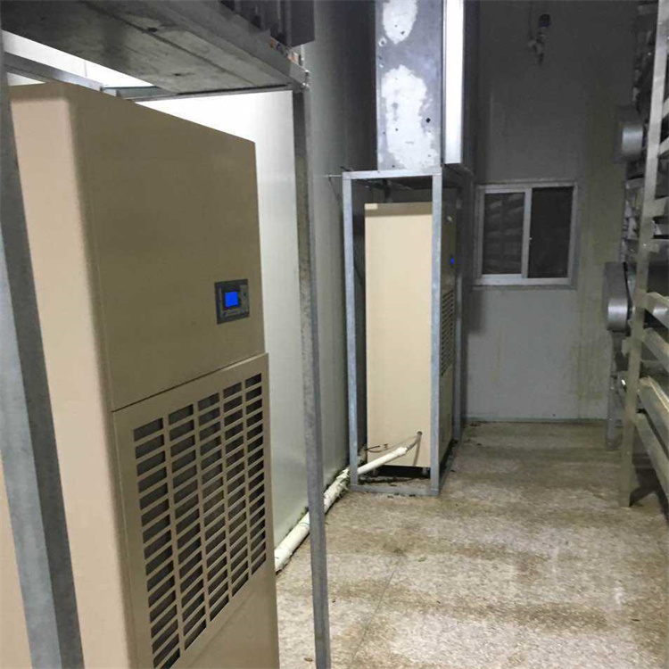 家具廠配置空氣抽濕機(jī)的重要性